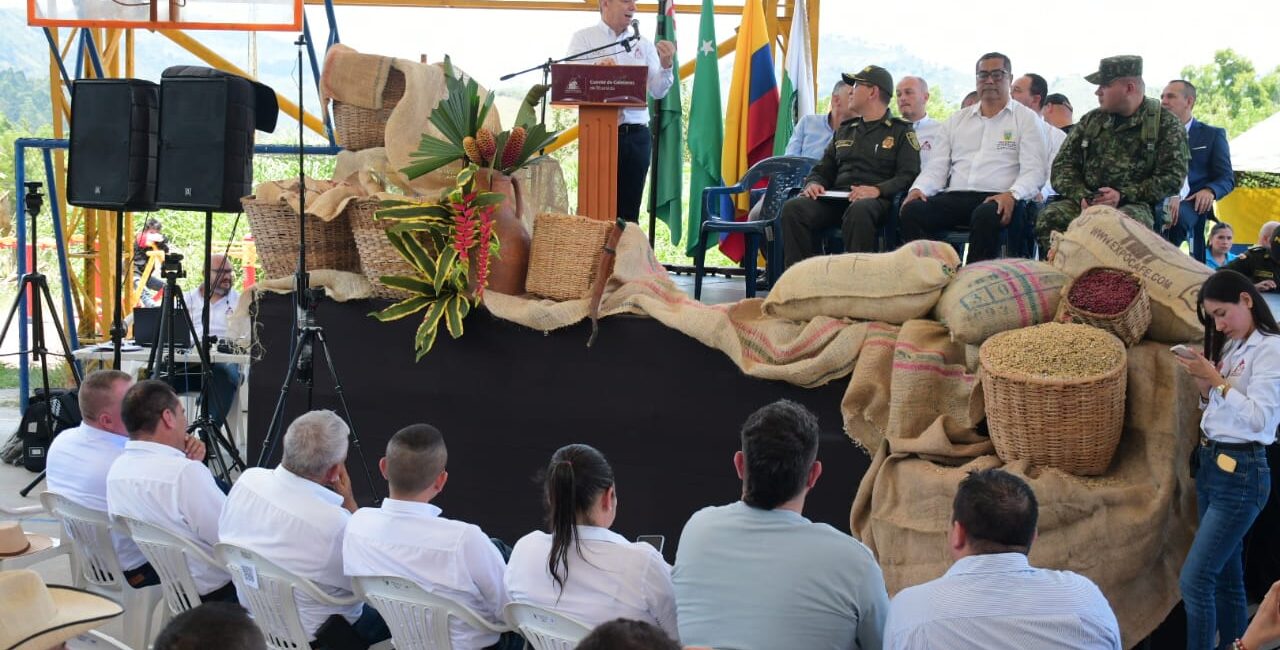 Gobernación pone en marcha plan de seguridad para la cosecha cafetera